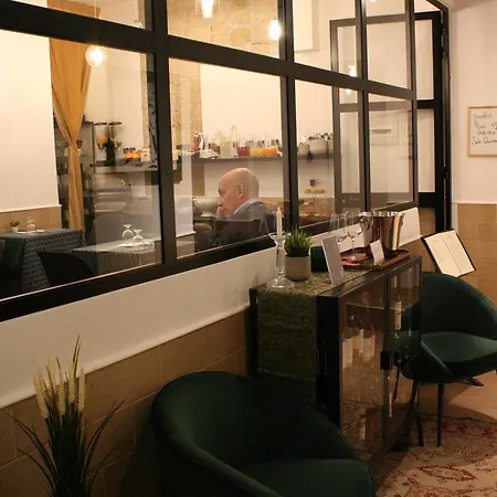 H22 Hotel 3*